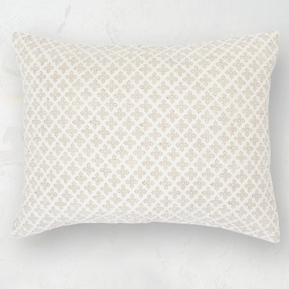 2 / CAROL & FRANK Talley Standard Sham Sham in Dune - Picture 1 of 3